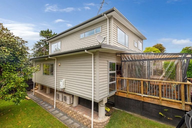 Photo of property in 3f Dallinghoe Crescent, Milford, Auckland, 0620
