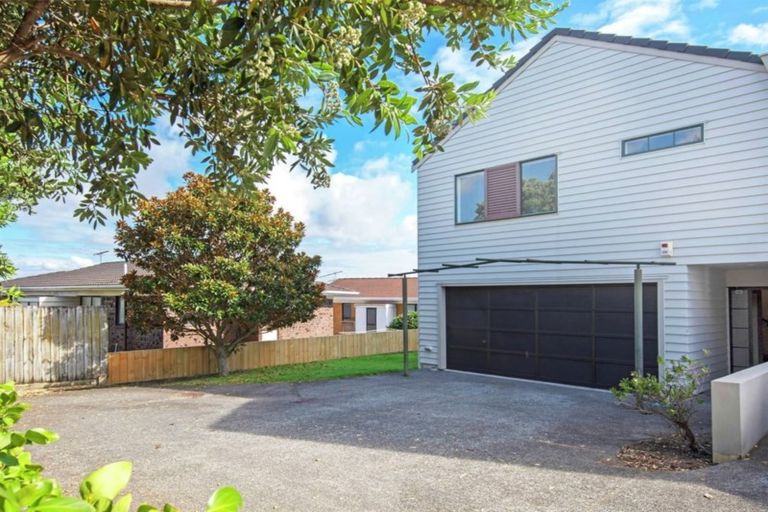 Photo of property in 5/124 Pakuranga Road, Pakuranga, Auckland, 2010