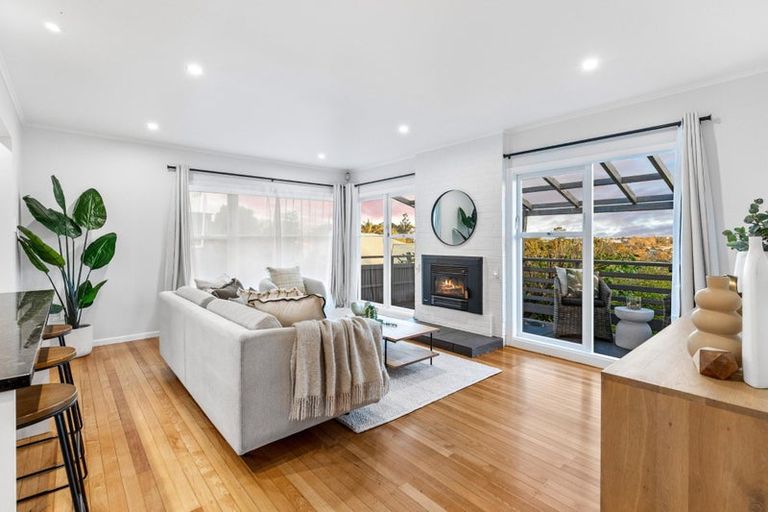 Photo of property in 101 Royal Road, Massey, Auckland, 0614