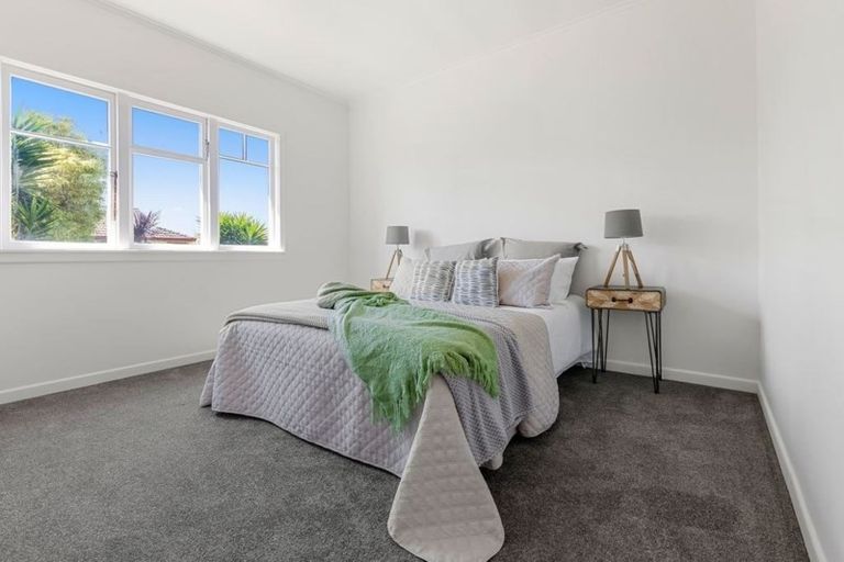 Photo of property in 1/42 Vine Street, Mangere East, Auckland, 2024