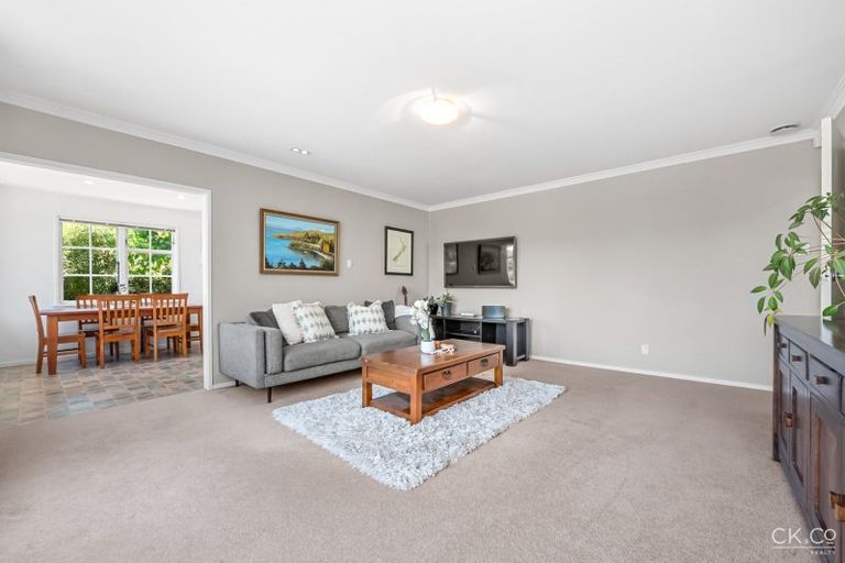 Photo of property in 14 Chichester Drive, Pinehaven, Upper Hutt, 5019