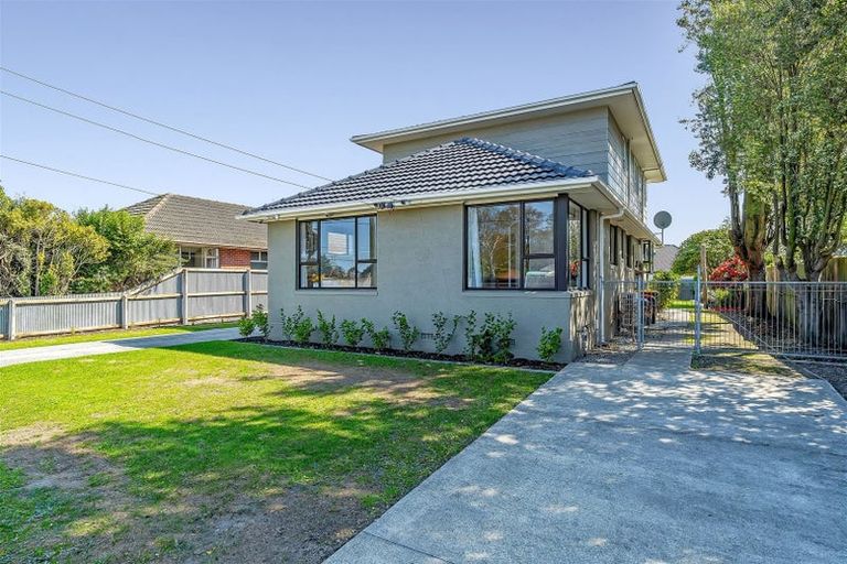 Photo of property in 22 Kendal Avenue, Burnside, Christchurch, 8053