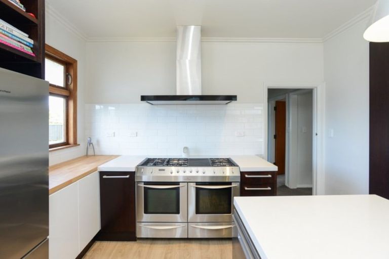 Photo of property in 42 Ferry Road, Clive, 4102