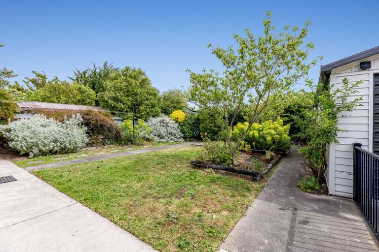 Photo of property in 5 Colac Street, Avondale, Christchurch, 8061