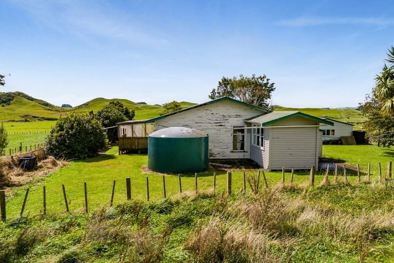 Photo of property in 49 Standish Road, Toko, Stratford, 4392