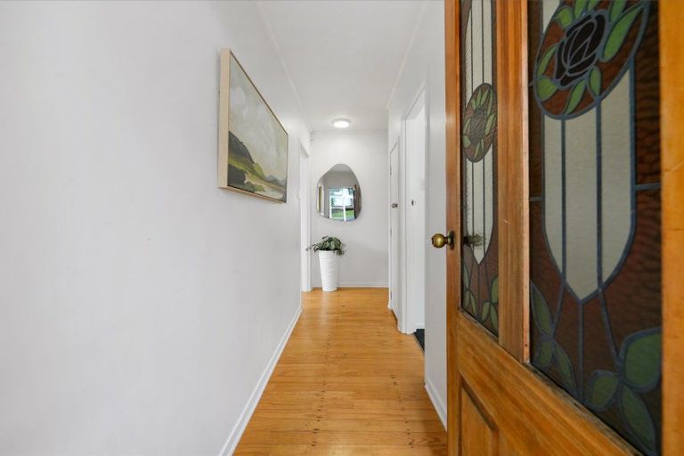 Photo of property in 7 Mcphail Street, Birkdale, Auckland, 0626