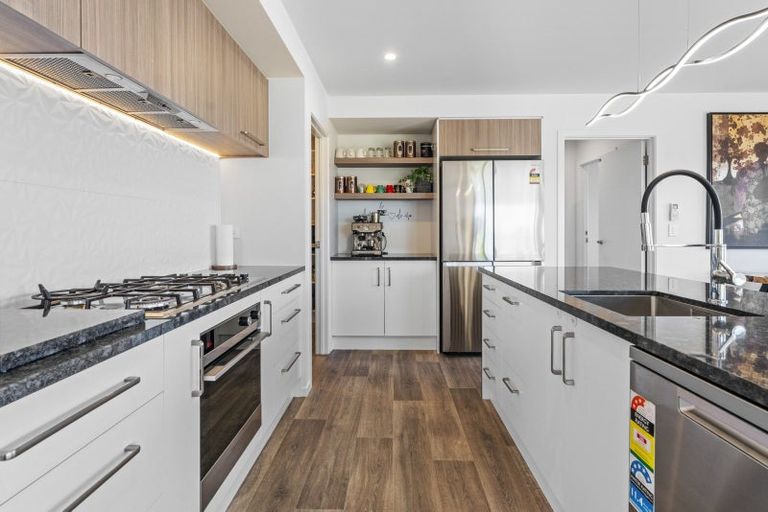 Photo of property in 18 Wai Terrace, Wharewaka, Taupo, 3330