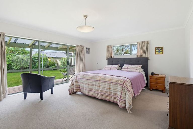 Photo of property in 5 Wilson Place, Marton, 4710