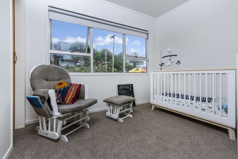 Photo of property in 89 Churchill Road, Murrays Bay, Auckland, 0630