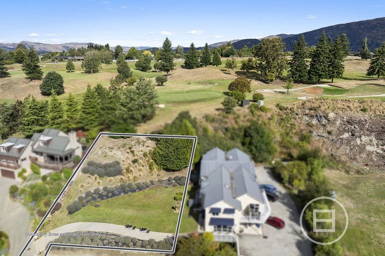Photo of property in 16 Tenby Street, Wanaka, 9305