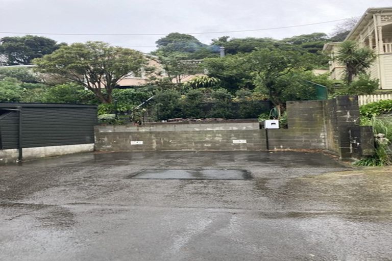 Photo of property in 8 Melrose Crescent, Melrose, Wellington, 6023