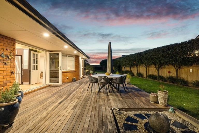 Photo of property in 123 Butcher Road, Pukekohe, 2120