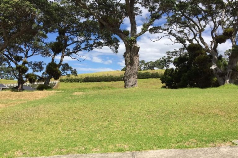 Photo of property in 9 Ongutukura Way, Oakura, Hikurangi, 0184