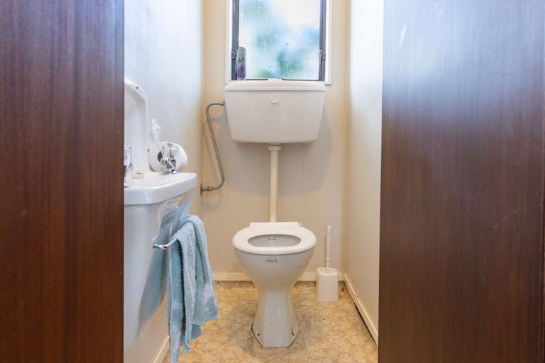 Photo of property in 13 Victoria Avenue, Dannevirke, 4930