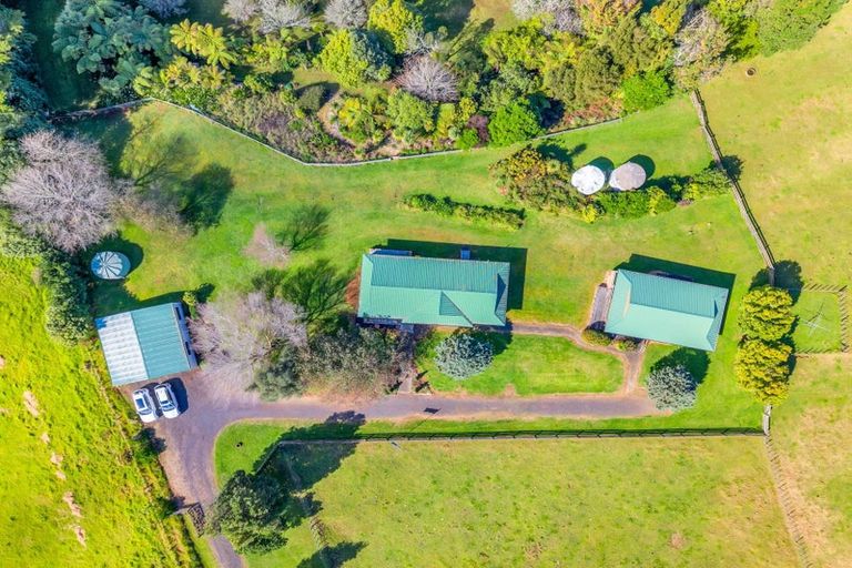 Photo of property in 245 Taurangaruru Road, Karioitahi, Waiuku, 2683