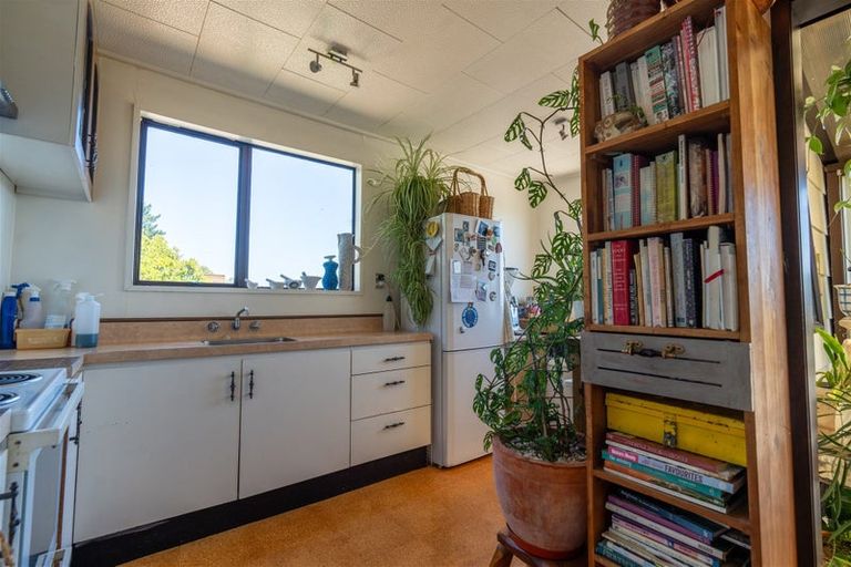 Photo of property in 22 Chatham Street, Waihola, Milton, 9073