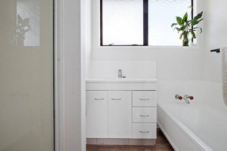 Photo of property in 15a Warriston Avenue, Waiuku, 2123