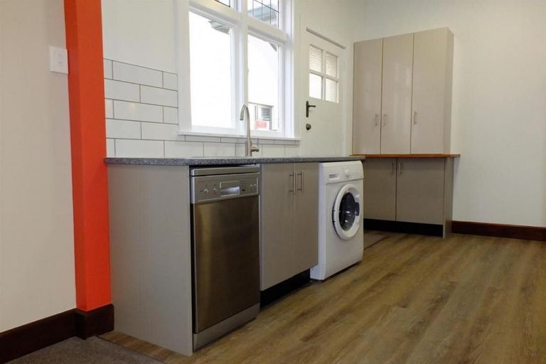 Photo of property in 49 Cambridge Terrace, Christchurch Central, Christchurch, 8013