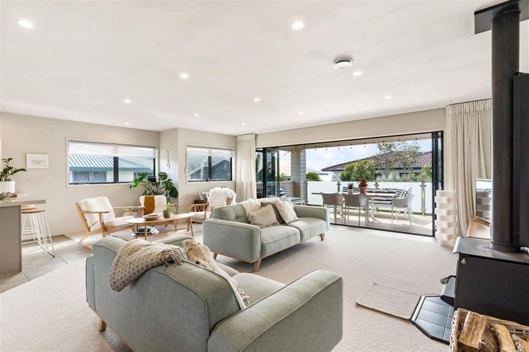 Photo of property in 243 Onemana Drive, Onemana, Whangamata, 3691