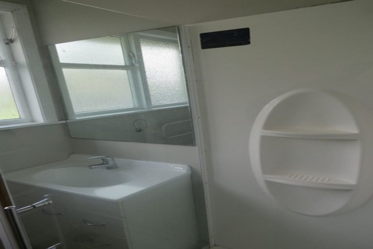 Photo of property in 8 Ayr Place, Hokowhitu, Palmerston North, 4410