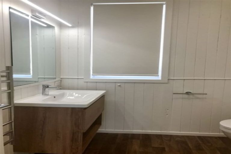 Photo of property in 28 Victoria Road, Mount Maunganui, 3116