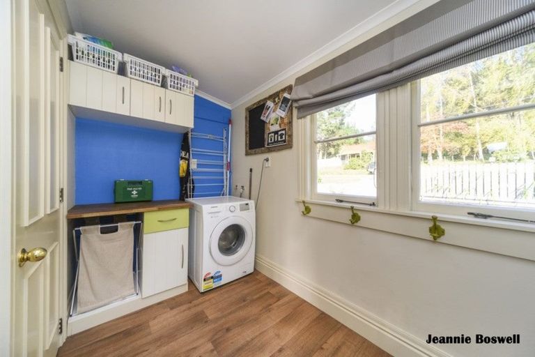 Photo of property in 110 Hastings Street, Halcombe, Feilding, 4779