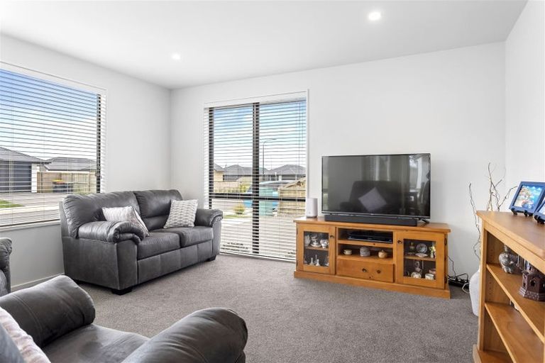 Photo of property in 2 Stonyer Street, Woodend, 7610