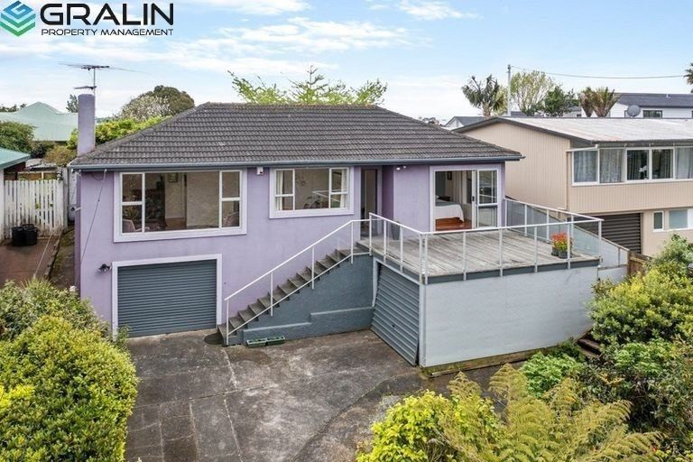 Photo of property in 39 Barrack Road, Mount Wellington, Auckland, 1060