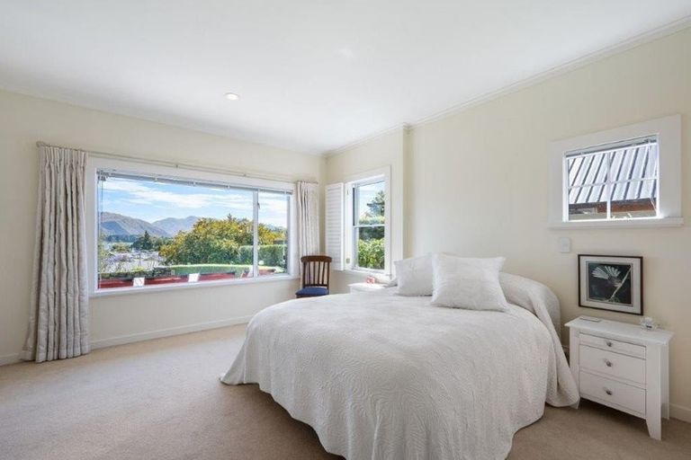 Photo of property in 40 Willowridge, Wanaka, 9305