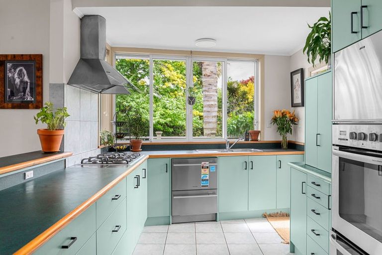 Photo of property in 353 Cobham Drive, Hillcrest, Hamilton, 3216