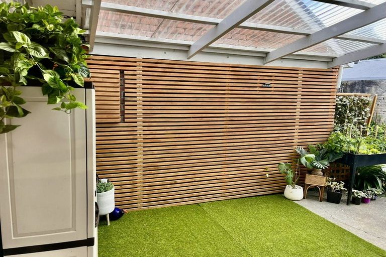 Photo of property in 42a Cudby Street, Woburn, Lower Hutt, 5011