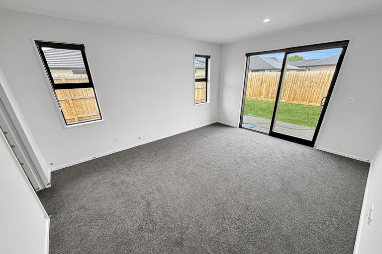 Photo of property in 10 Songpa Street, Halswell, Christchurch, 8025