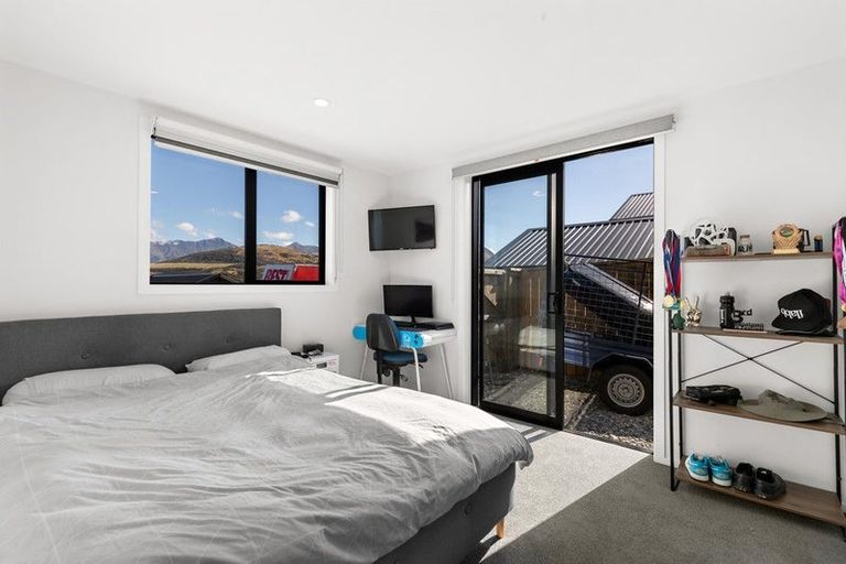 Photo of property in 31 Muster Road, Jacks Point, 9371