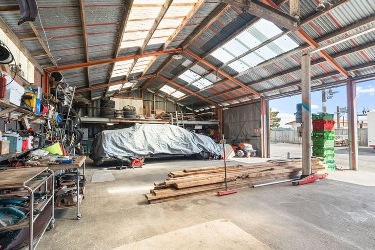 Photo of property in 17 Settlement Road, Kawakawa, 0210