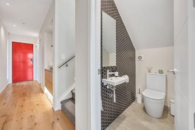 Photo of property in 39 Craigs Way, Hobsonville, Auckland, 0616