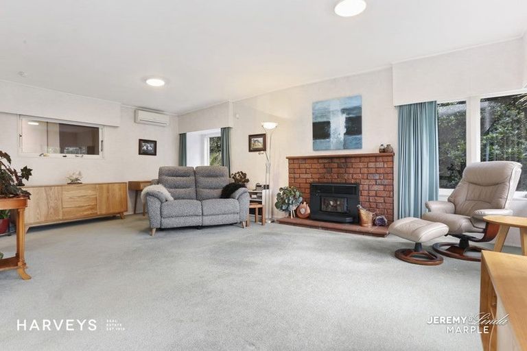 Photo of property in 310 Titirangi Road, Titirangi, Auckland, 0604