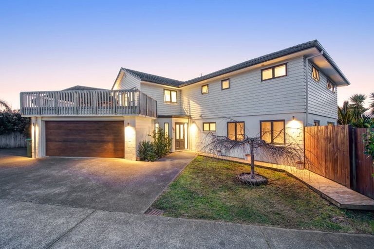 Photo of property in 105 Alec Craig Way, Gulf Harbour, Whangaparaoa, 0930