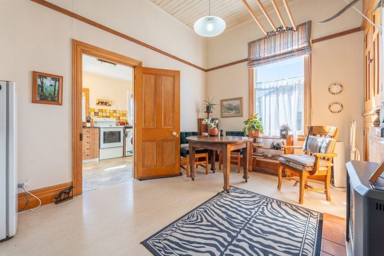 Photo of property in 327 Church Street, West End, Timaru, 7910
