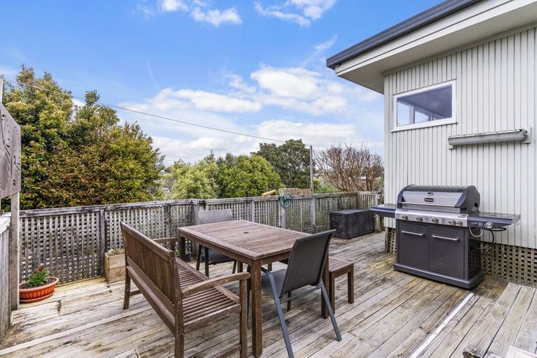 Photo of property in 208 Glamorgan Drive, Torbay, Auckland, 0630