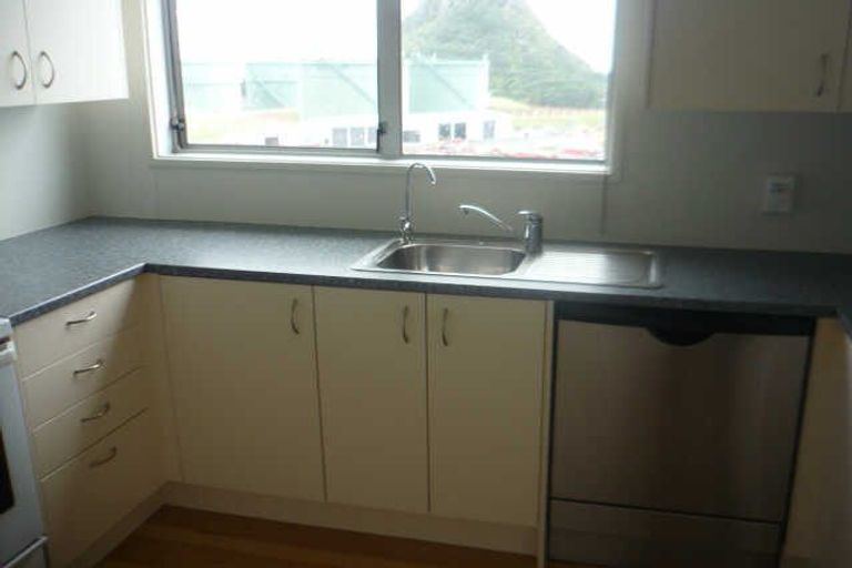 Photo of property in 23b Port View Crescent, Moturoa, New Plymouth, 4310