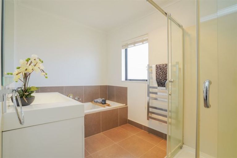 Photo of property in 9 Wessex Place, Rototuna North, Hamilton, 3210