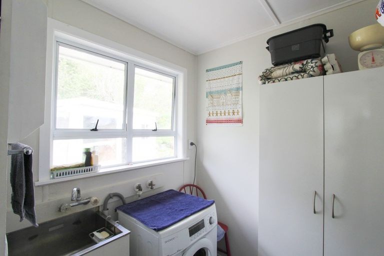 Photo of property in 54 Tiraumea Road, Pahiatua, 4981