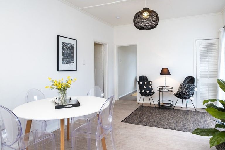 Photo of property in 305 Riverslea Road North, Parkvale, Hastings, 4122