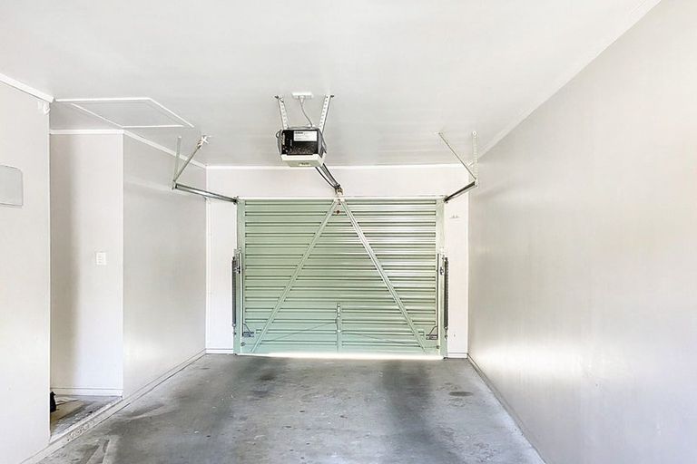 Photo of property in 2/1110 Bank Street, Te Awamutu, 3800