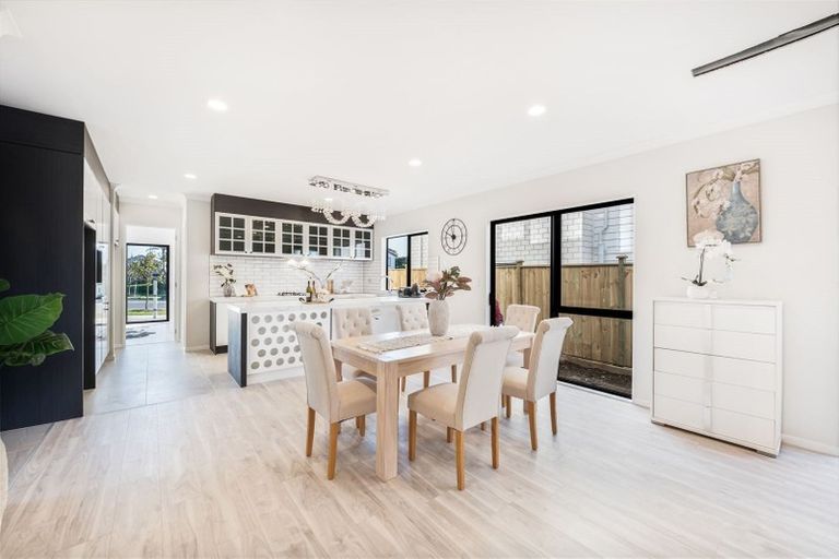 Photo of property in 70 Ksenia Drive, Flat Bush, Auckland, 2019