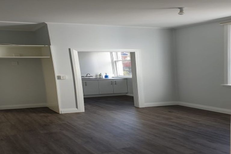 Photo of property in 76 Tinakori Road, Thorndon, Wellington, 6011