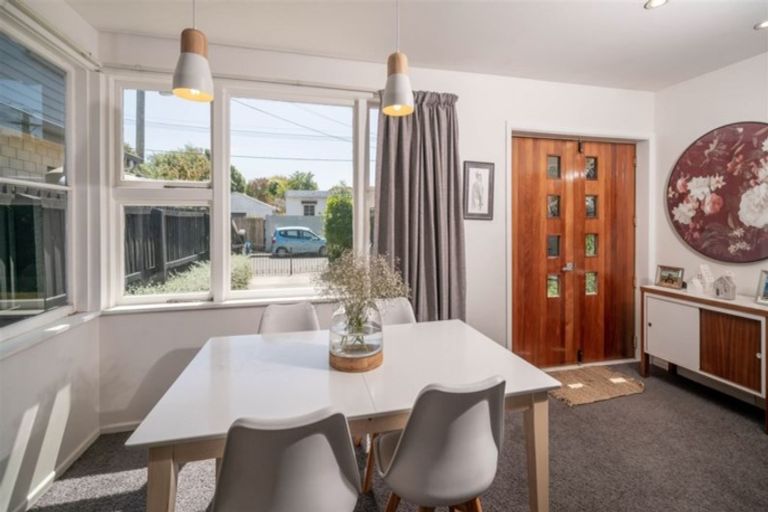 Photo of property in 32 Burke Street, Addington, Christchurch, 8024
