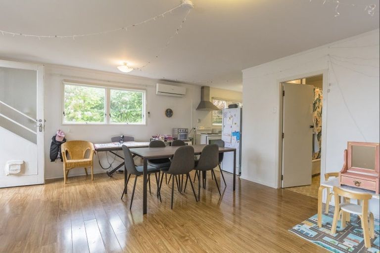 Photo of property in 51 Hawker Street, Mount Victoria, Wellington, 6011
