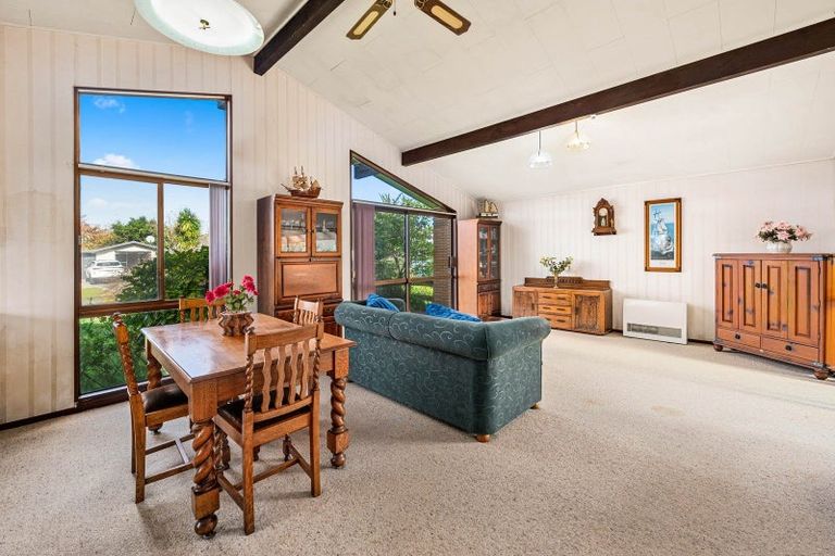 Photo of property in 34 Neri Crescent, Pomare, Rotorua, 3015