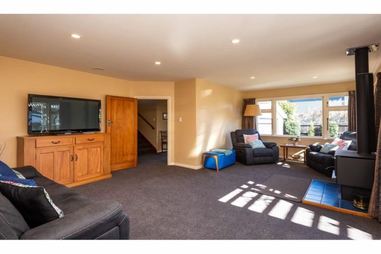 Photo of property in 22b Browns Road, St Albans, Christchurch, 8014